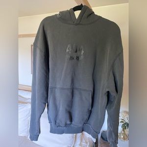 404 sweatshirt